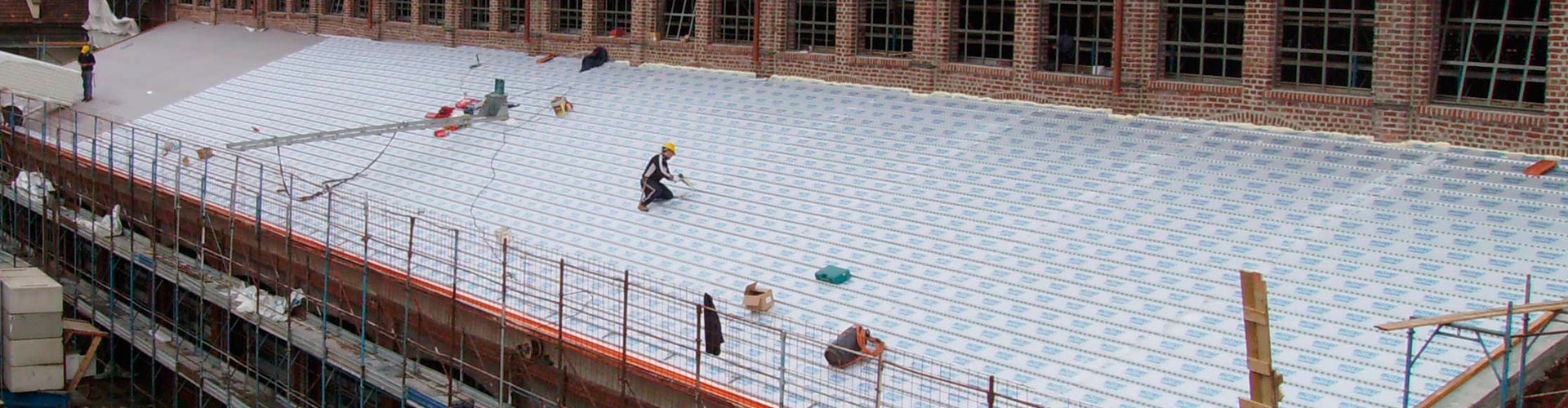 Pannelli in poliuretano espanso rigido con rivestimenti flessibili
